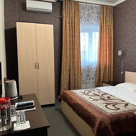 Mini-Hotel Pulsar Astana Ngoại thất bức ảnh